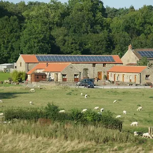  Farm stay Rawcliffe House Farm